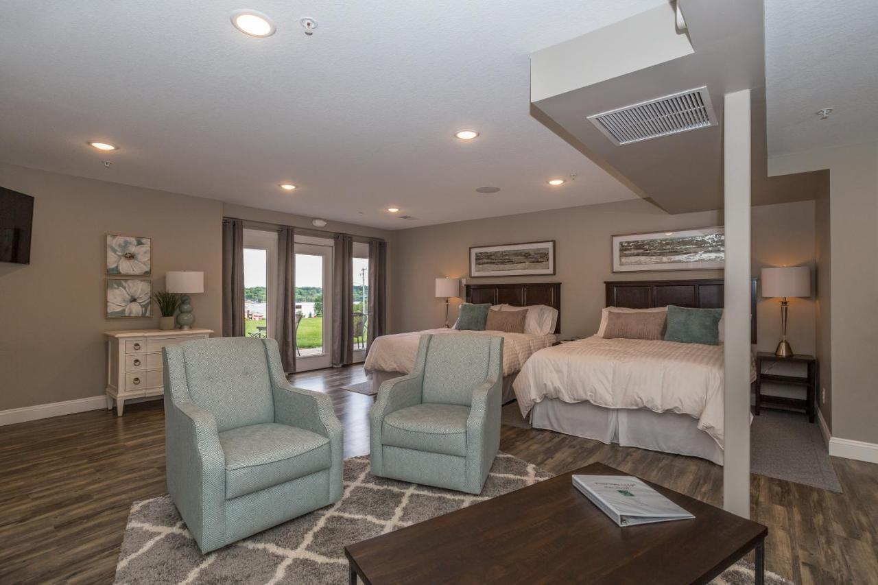 Le Claire River View Lodge מראה חיצוני תמונה