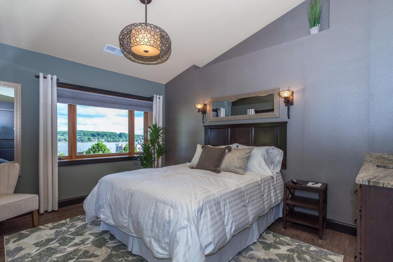 Le Claire River View Lodge מראה חיצוני תמונה